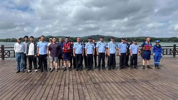 0053d387fe47013a51fbb8cd5c0880ba