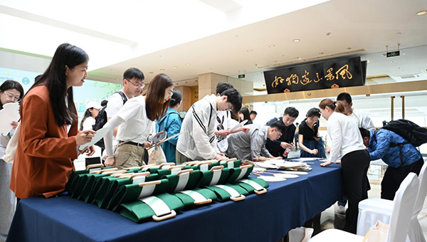 56c15f66722585509cf65735ed9aab74